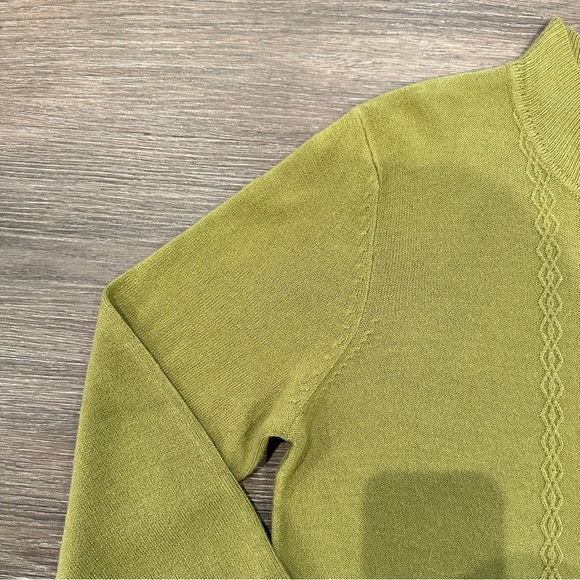 Vintage Koret Women’s Light Green Crew Neck Sweater Top Long Sleeves sz M/P - Picture 6 of 7